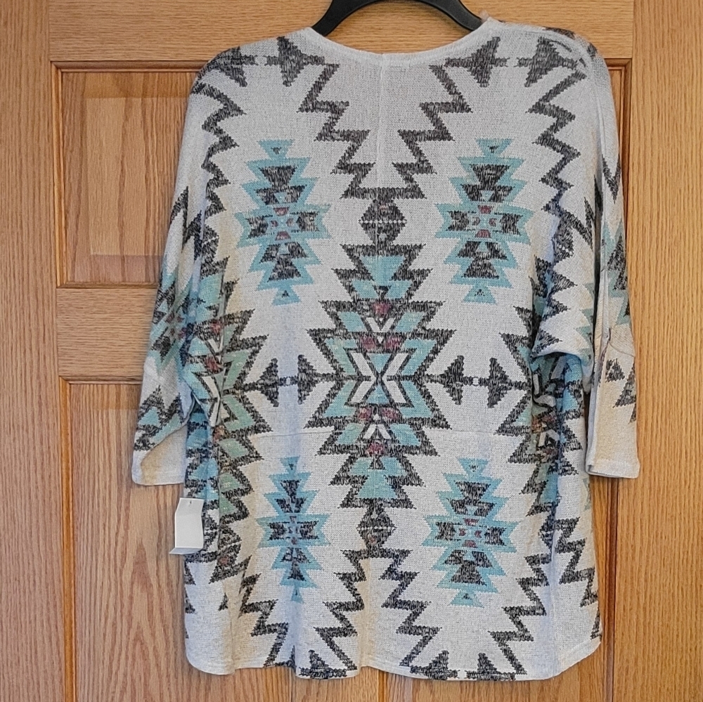 Charlotte Russe Aztec Cardigan - Picture 3 of 3